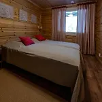 Hyvoelaen Moekit * Ähtäri