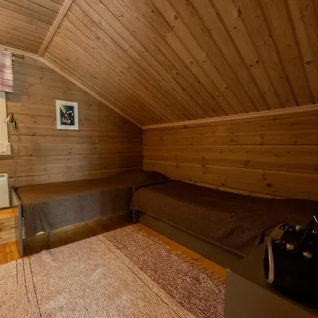 Hyvoelaen Moekit Tatil Evi *