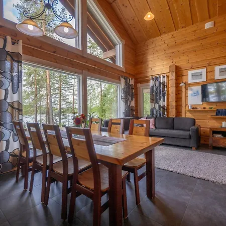 Hyvoelaen Moekit Ähtäri