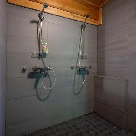 Hyvoelaen Moekit Tatil Evi